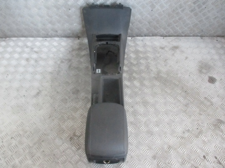 фото №6, Подлокотник volvo s40 ,v50 04-06r