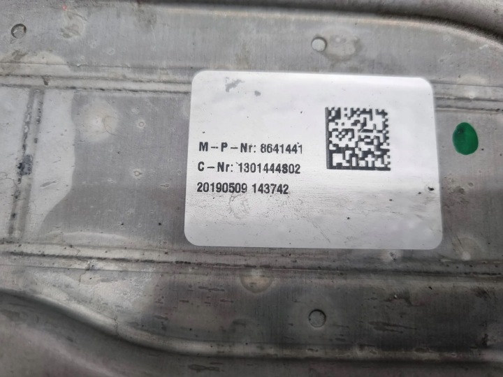 фото №7, Радіатор інтеркулер 32339085 volvo xc60 ii xc90 ii м'який гібрид 2.0d