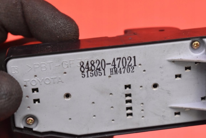 фото №8, Панель керування скло eu 84820-47021 toyota prius 2 ii xw20 03-11