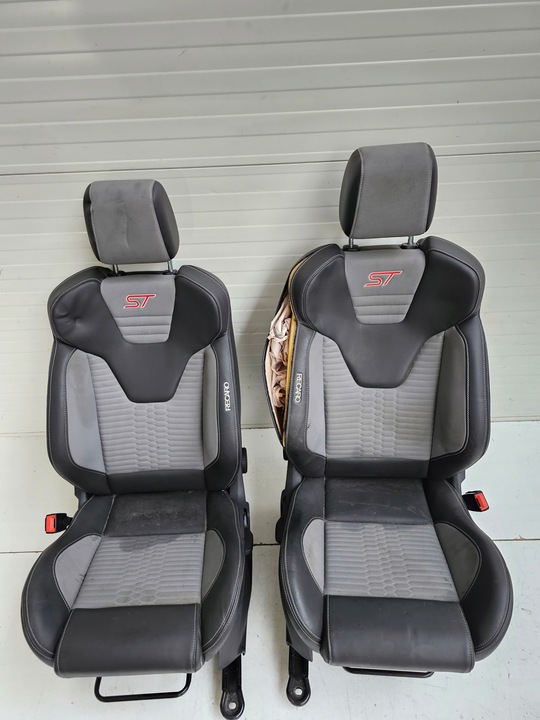 фото №5, Сиденья диван ford fiesta mk7 st st-line recaro