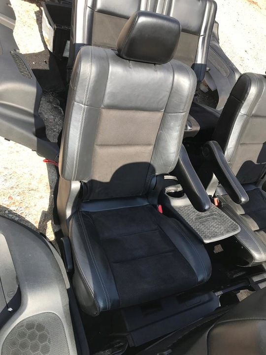 фото №8, Dodge durango рестайлінг 2022r. сидіння оббивка салон