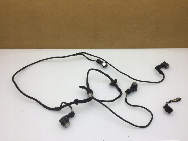 фото №1, C-klasa w204 sedan установка датчики pdc зад комплект