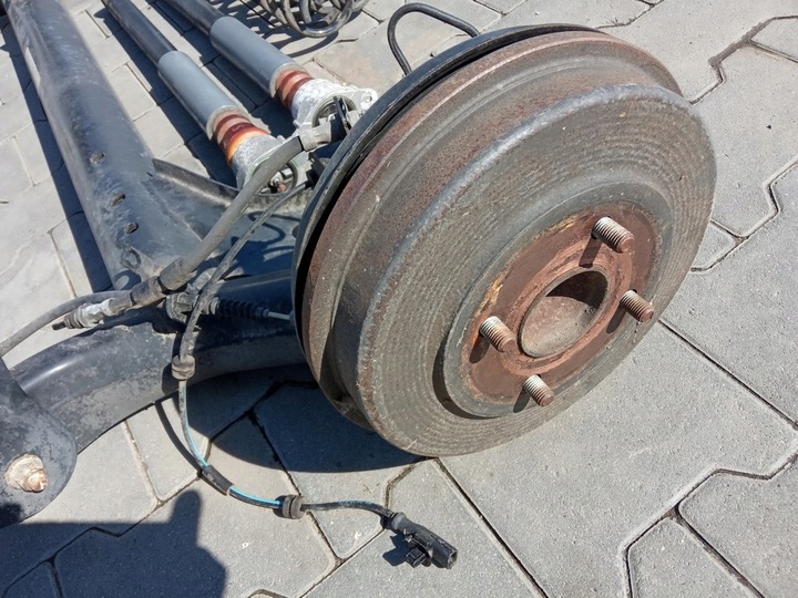 фото №4, Ford b-max 2012-17r. - подвешивание ось балка зад