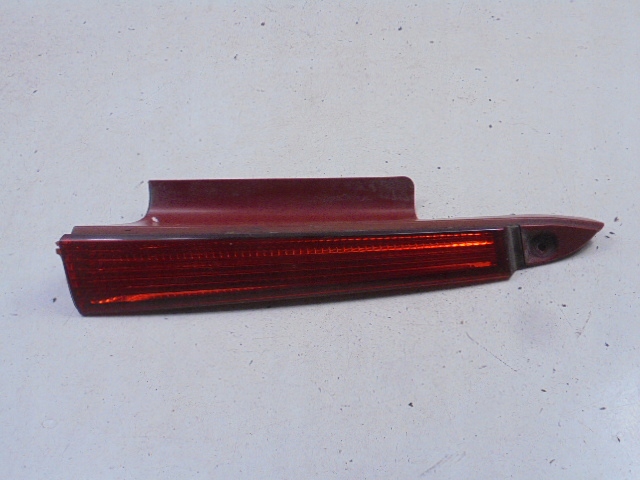 фото №1, Citroen c4 i лампа зад правая отражатель 04-08 5d hb ph1 9655863780