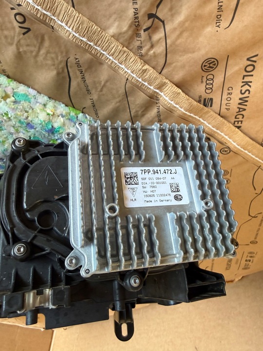 фото №8, Audi a8 d4 рестайлинг лампа лампы matrix левая правая оригинал комплект 4h0941033 usa