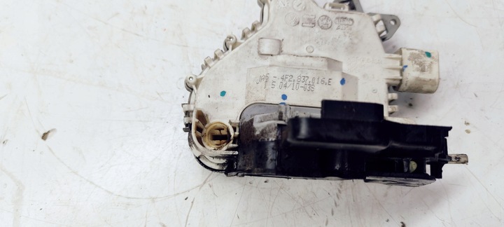 фото №7, Замок двері правий перед audi a6 c6 4f2837016e 7pin