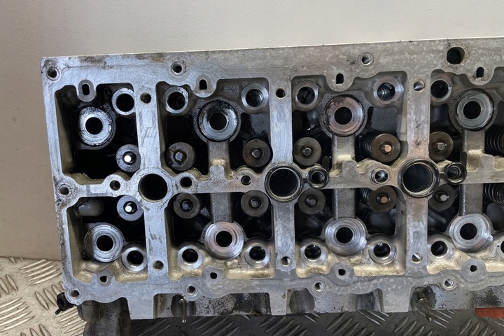 фото №14, Головка двигателя bmw 3 f30, f80 7812929 3.0l дизель 190kw 2014