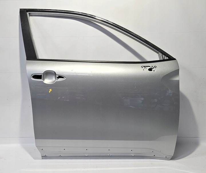 фото №1, Двері праві перед toyota corolla cross 22-