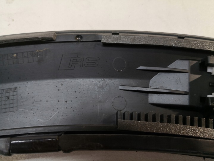 фото №8, Планка накладка крыльев audi q8 s-line rsq8 4m8 p