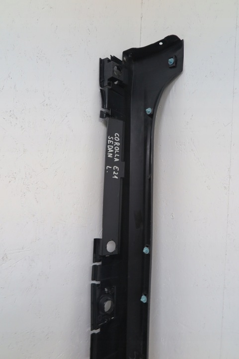 фото №9, Планка порогова накладка ліва toyota corolla e21 sedan 75860-02230