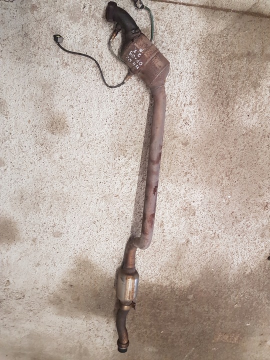 фото №7, Mercedes c230 w204 07-09 каталізатор глушник труба правий лівий 2.5 v6 usa