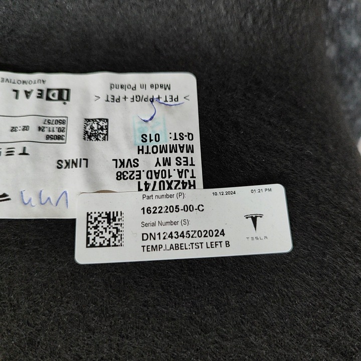 фото №5, Tesla модель y 2024 левая сторона боковина / обивка / багажника