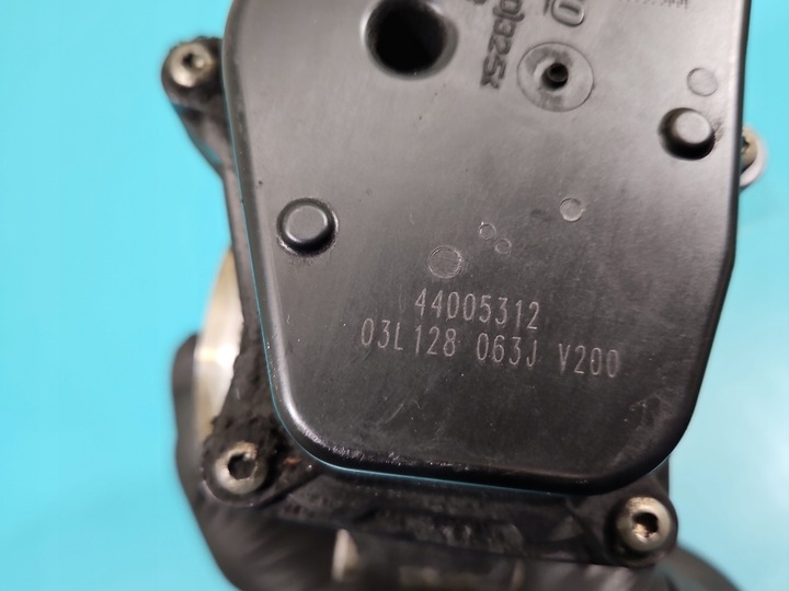 фото №8, Дроссельная заслонка vw golf vi 03l128063j 1.6 tdi