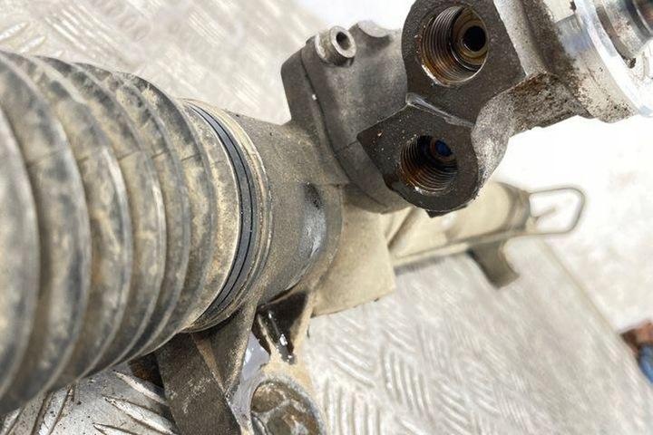 фото №9, Рейка рульового управління toyota avensis _t25_ 7891501172 2.2l дизель 130kw 2006