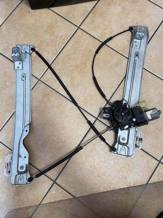 фото №8, Двигунчик скла ford оригінальний номер 0130822733 kuga mk2