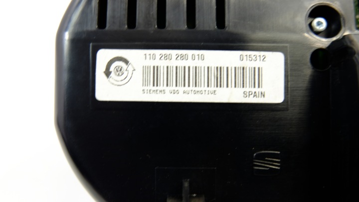 фото №9, Seat toledo iv 1.6 tdi панель приборов 5p0920823cx