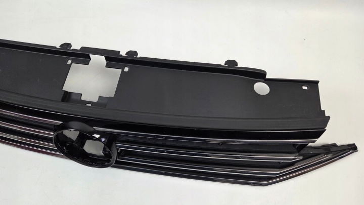 фото №13, Решётка радиатора vw passat b8 рестайлинг 19r.- r-line 3g0853653k 3g0853651ak 3g0853651am