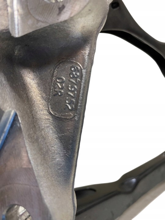 фото №13, Поворотный кулак зад правая + комплект рычагов + датчик abs bmw x3 g01 x4 g02 2023r