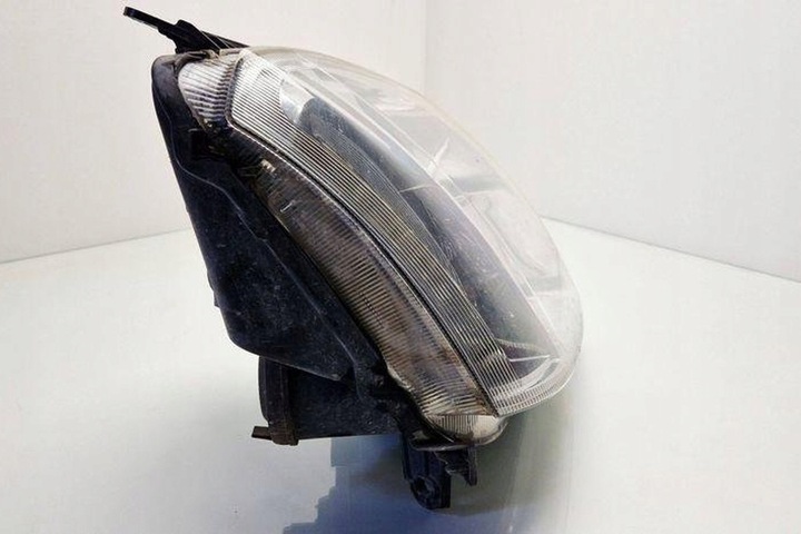 фото №10, Лампа права передня opel ampera 93321053 1.6l бензин 2004