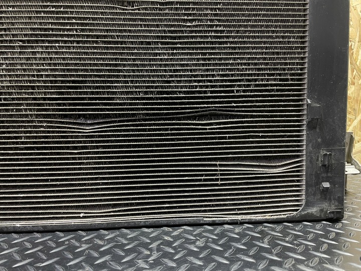 фото №10, Комплект радіатор радіатор вентилятор bmw f10 f11 n57 3.0d автомат