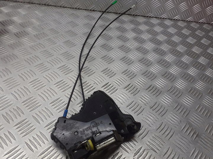 фото №1, Замок дверь левый перед toyota avensis t25 6pin