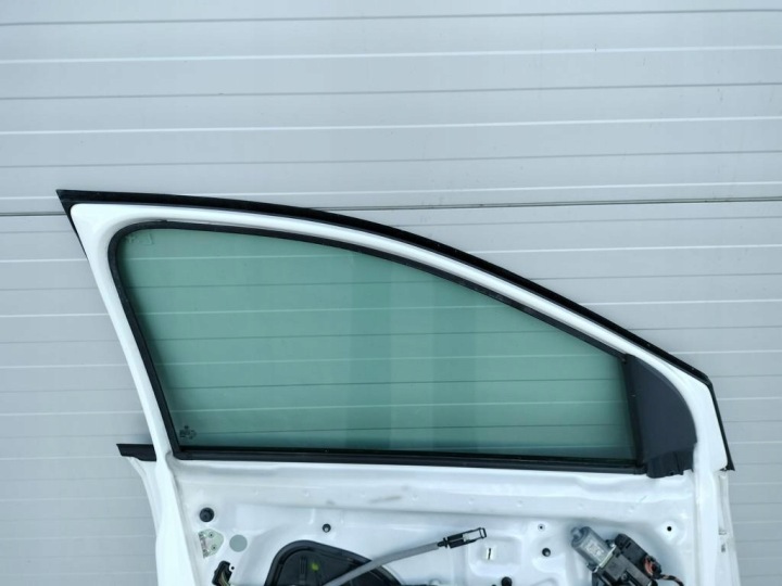 фото №8, Двери левые перед передние комплектные vw polo v 5d 1.6 tdi 12r 6r код lb9a