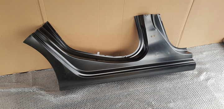 фото №3, Renault clio v порог стойка правый новый 19-