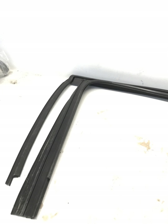 фото №4, Рамка двері прокладка mercedes w213 універсал зад