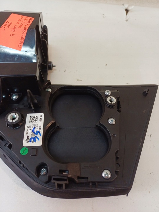 фото №12, Заливна горловина кришка зарядним пристроєм гніздо заряджання hyundai ioniq v 5 21-