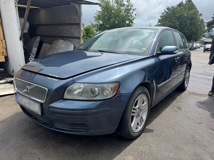 фото №12, Volvo v50 бампер перед переднее 46600