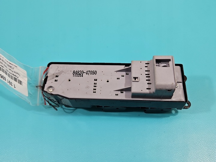 фото №3, Перемикач скло toyota prius ii xw20 03-09 84820-47050 eu