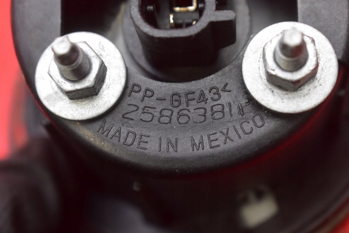 фото №8, Лампа правая зад задняя нижняя 25863811 chevrolet hhr 1 i 05-11