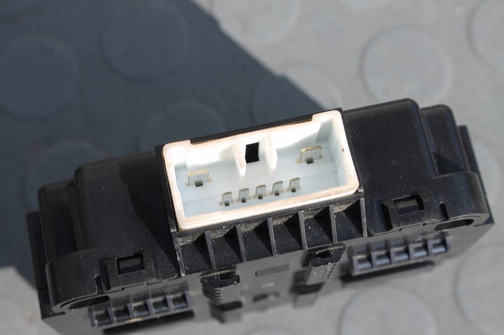 фото №4, Модуль блок керування двері праві перед sportage iv 15-