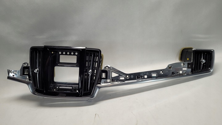 фото №1, Volvo v90 s90 решётка воздуховод правая хром средняя