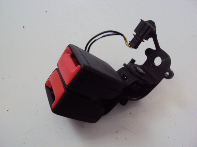 фото №1, Застібки застібка ременів vw arteon 2.0 tdi dsg 17r