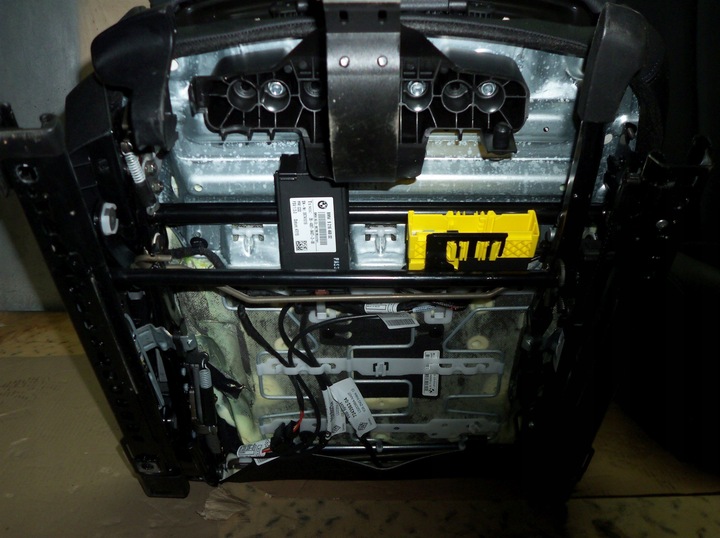 фото №8, Bmw f21 sport оббивка сидіння диван шкіра підігрів