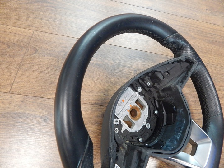 фото №9, Mercedes gle glc w205 w447 w166 w253 w218 w213 руль amg pod лепестки