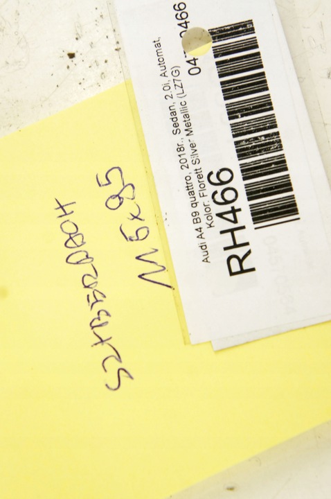 фото №14, Rh466 audi a4 b9 люк 8w5877255