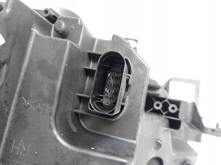 фото №10, Vw id.3 id3 10b 19- лампа iq.light повний led права eu