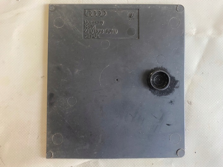 фото №1, Гумова вставка бардачка 4f0863301d audi a6 c6 2005