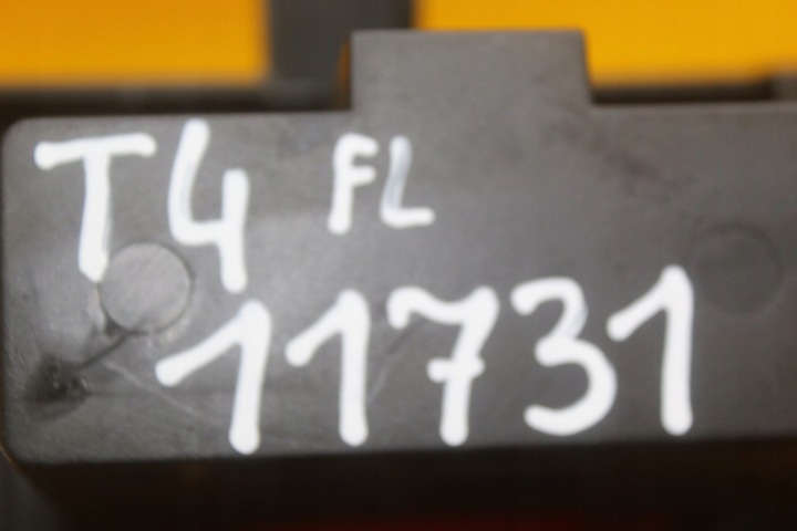 фото №9, Рамка корпус консоль vw transporter t4 fl 7d1819045l 7d0857925 7d0858337