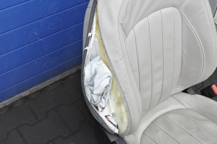 фото №9, Mini f57 салон сиденья диван обшивки кожа