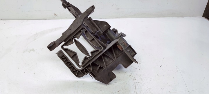 фото №7, Ползун крепление фара audi q5 8r 8r0805608