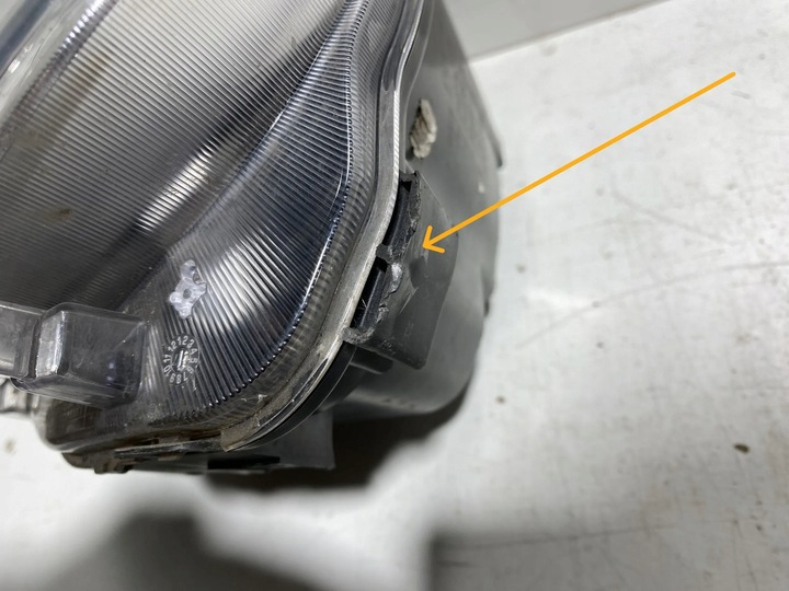 фото №12, Fiat 500 2008 перед сторона правая лампы передние