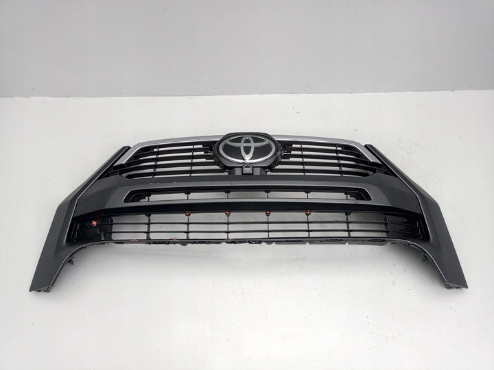 фото №13, Toytoa hilux viii рестайлинг 2020- решётка радиатора решётка радиатор 53111-yp040 =