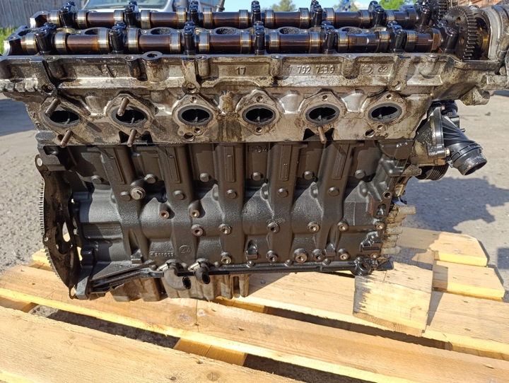фото №6, Bmw e60 e61 двигатель 535d m57 272km стойка