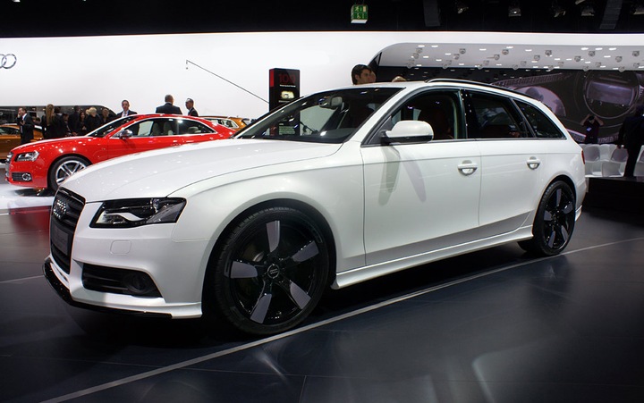 фото №3, Audi a4 s4 b8 накладки пороговые dtm новинка!!!