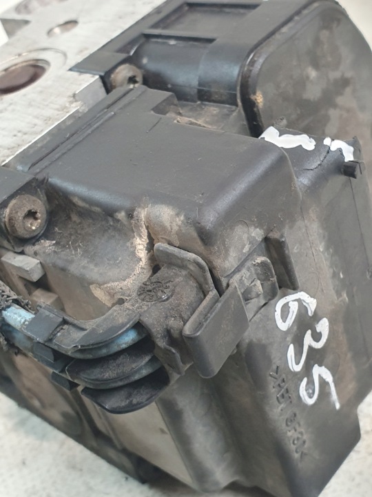 фото №12, Блок керування abs oem номер 90581417 opel astra g ii 2.0d