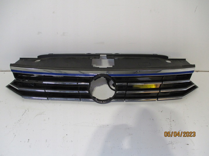 фото №1, Решітка кришка решітка радіатора vw passat b8 3g0 пошкоджена