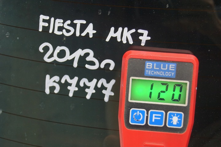 фото №15, Ford fiesta mk7 рестайлинг крышка зад zc k777